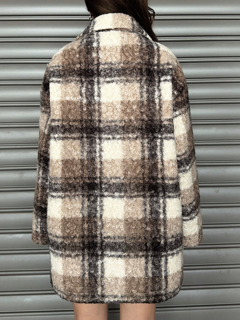 チェック柄ミドル丈コート